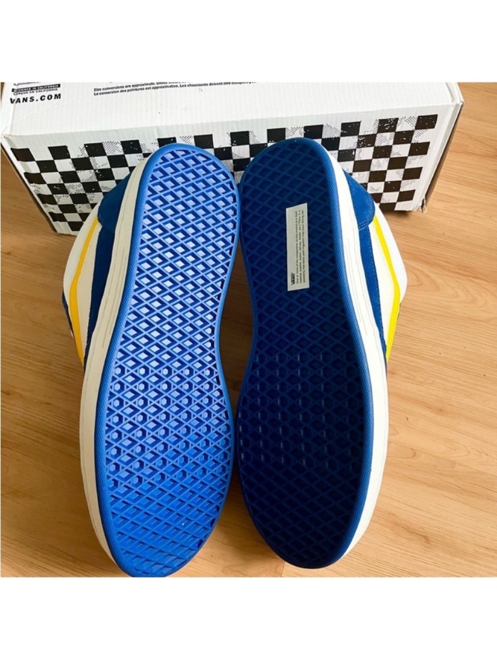 Vans Skate Estazzo Shoe Blue
Yellow Women 9.0 US - Picture 9 of 9